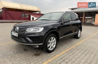 Позашляховик / Кросовер Volkswagen Touareg 2016 в Львові