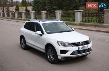 Внедорожник / Кроссовер Volkswagen Touareg 2014 в Умани