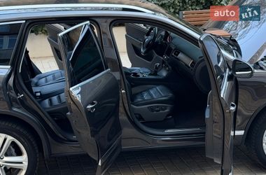 Внедорожник / Кроссовер Volkswagen Touareg 2015 в Одессе