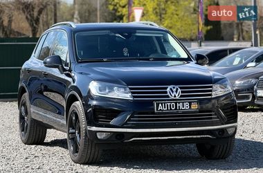 Внедорожник / Кроссовер Volkswagen Touareg 2017 в Бердичеве
