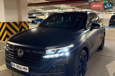 Внедорожник / Кроссовер Volkswagen Touareg 2021 в Киеве