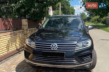 Позашляховик / Кросовер Volkswagen Touareg 2014 в Києві