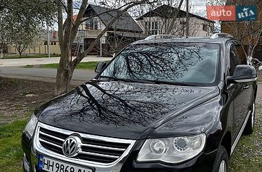 Позашляховик / Кросовер Volkswagen Touareg 2009 в Подільську