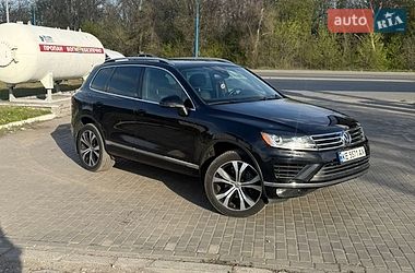 Позашляховик / Кросовер Volkswagen Touareg 2016 в Слов'янську
