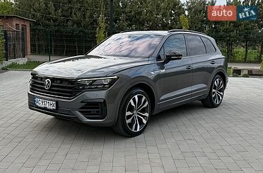 Позашляховик / Кросовер Volkswagen Touareg 2018 в Луцьку