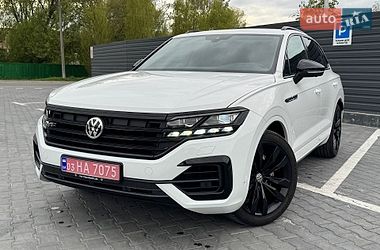Позашляховик / Кросовер Volkswagen Touareg 2020 в Хмельницькому