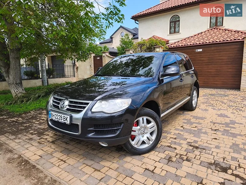 Volkswagen Touareg