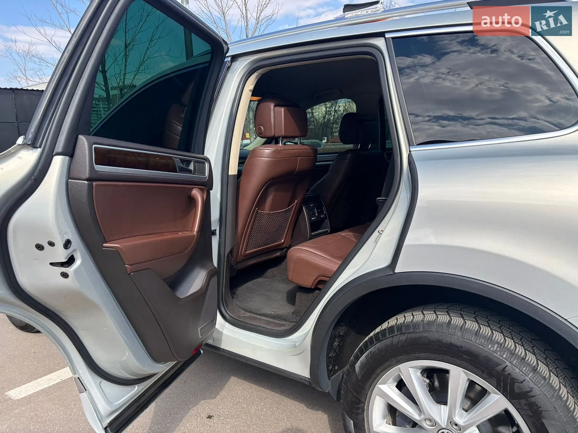2014 Volkswagen Touareg - мініатюра 30