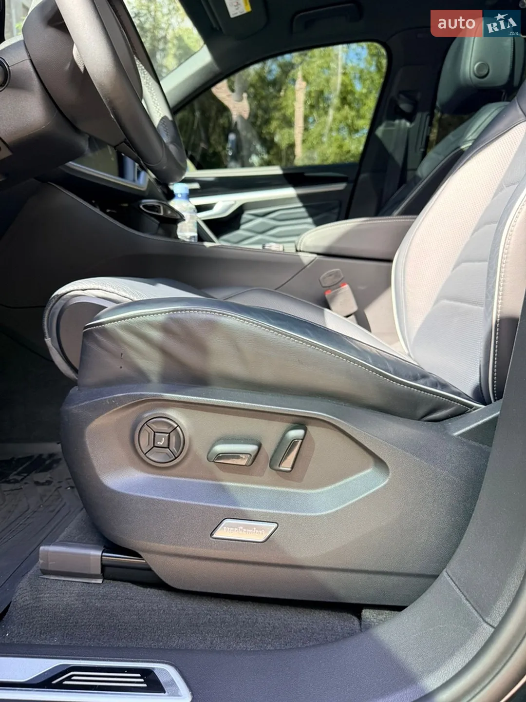 2024 Volkswagen Touareg - мініатюра 19