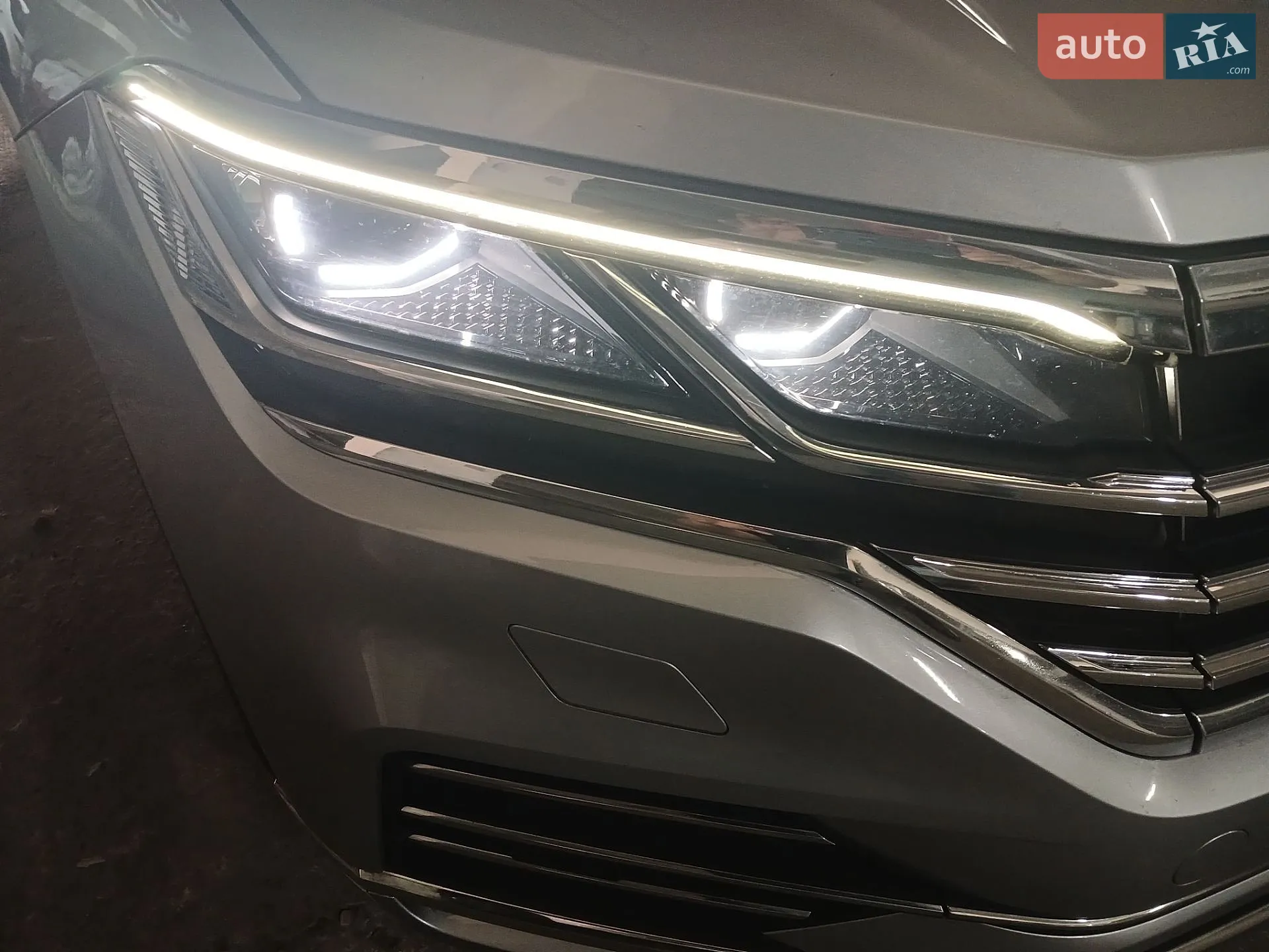 2020 Volkswagen Touareg - мініатюра 33