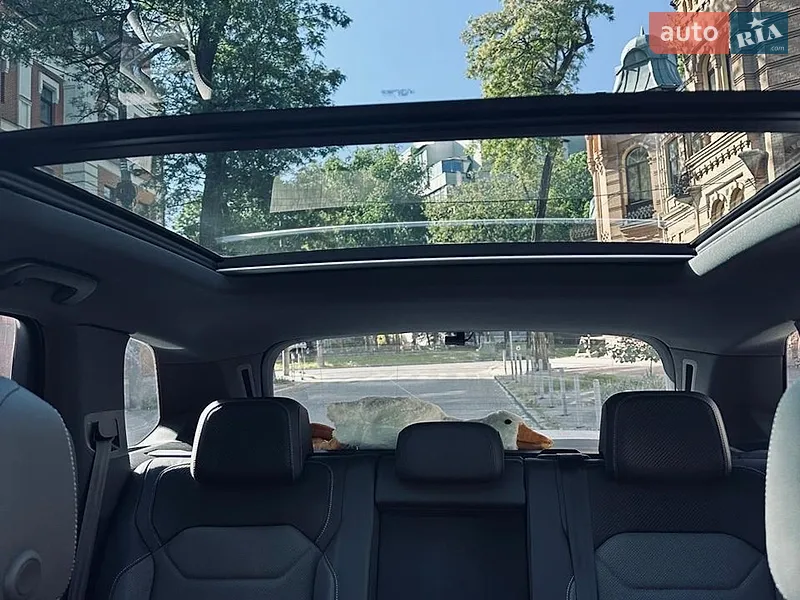 Volkswagen Touareg 2019 VIN WVGZZZCRZKD026201 фото оголошення 15 з 46