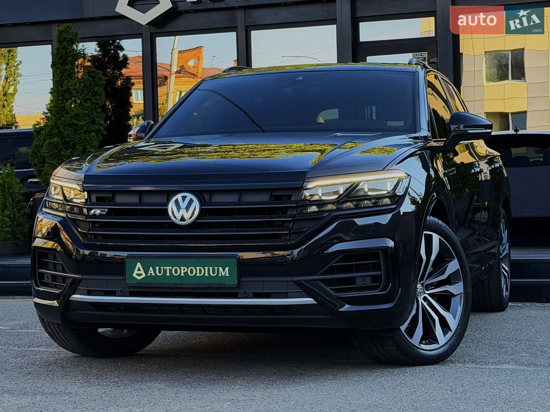 2019 Volkswagen Touareg - мініатюра 5