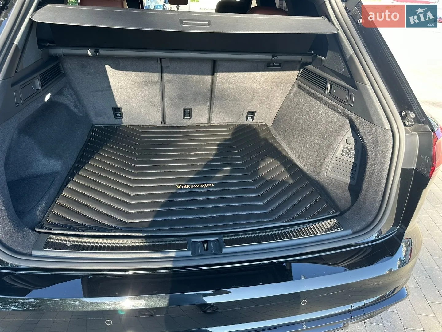 2025 Volkswagen Touareg - мініатюра 12