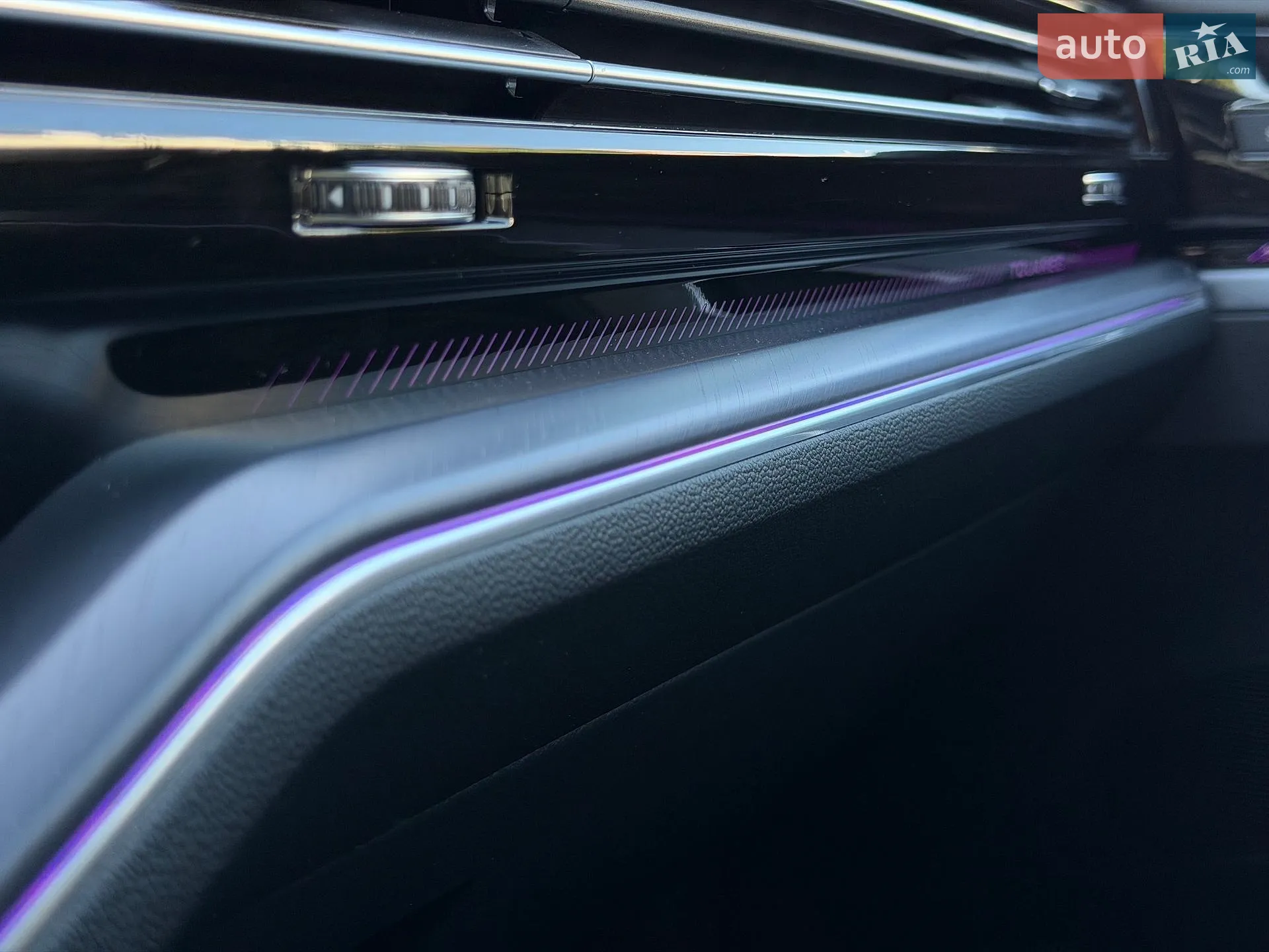 2024 Volkswagen Touareg - мініатюра 23