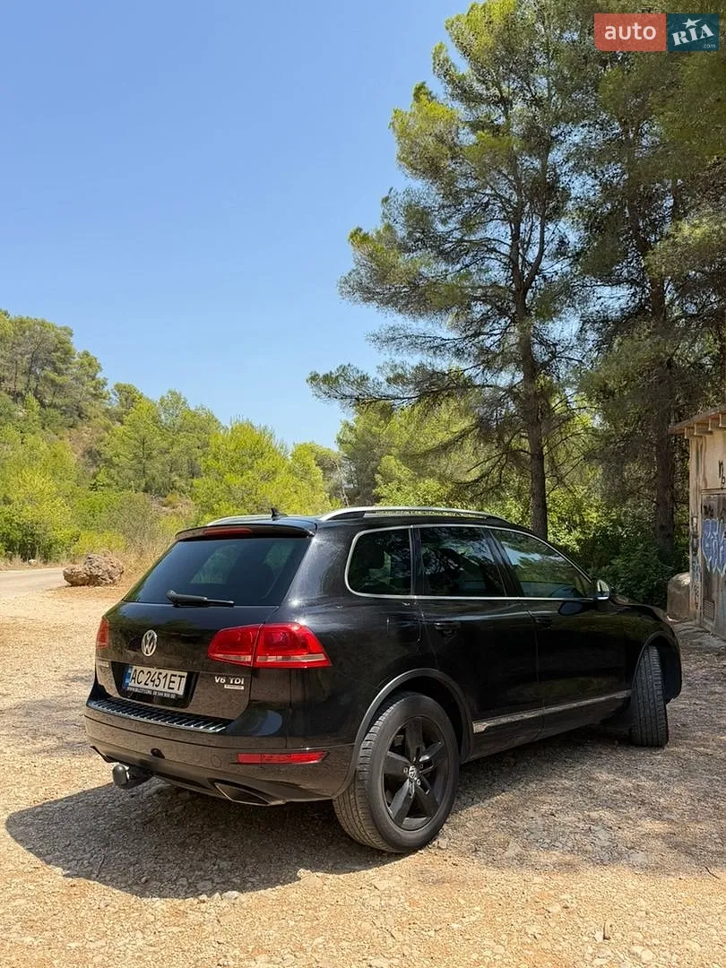 2011 Volkswagen Touareg - мініатюра 4