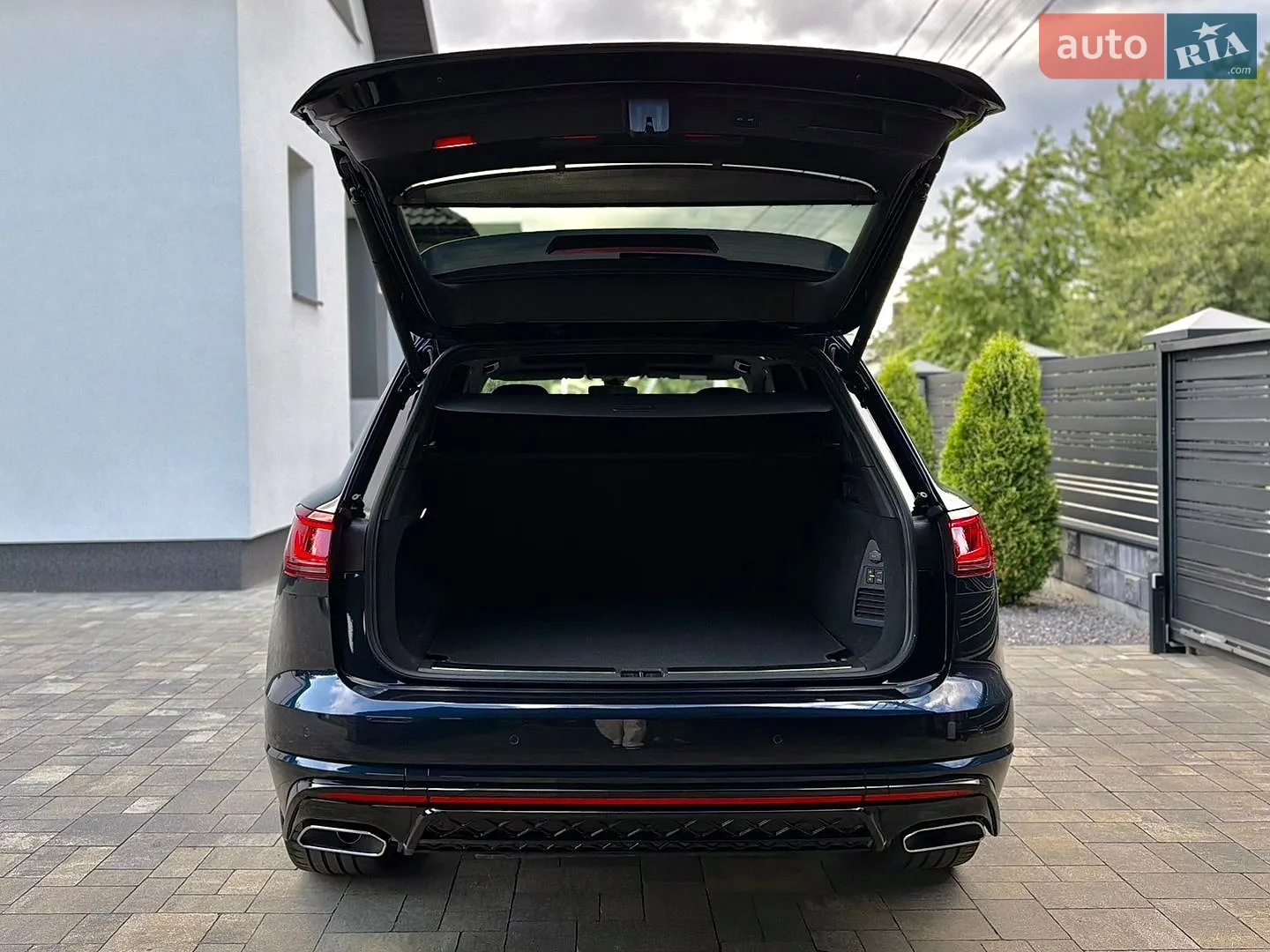 2023 Volkswagen Touareg - мініатюра 97