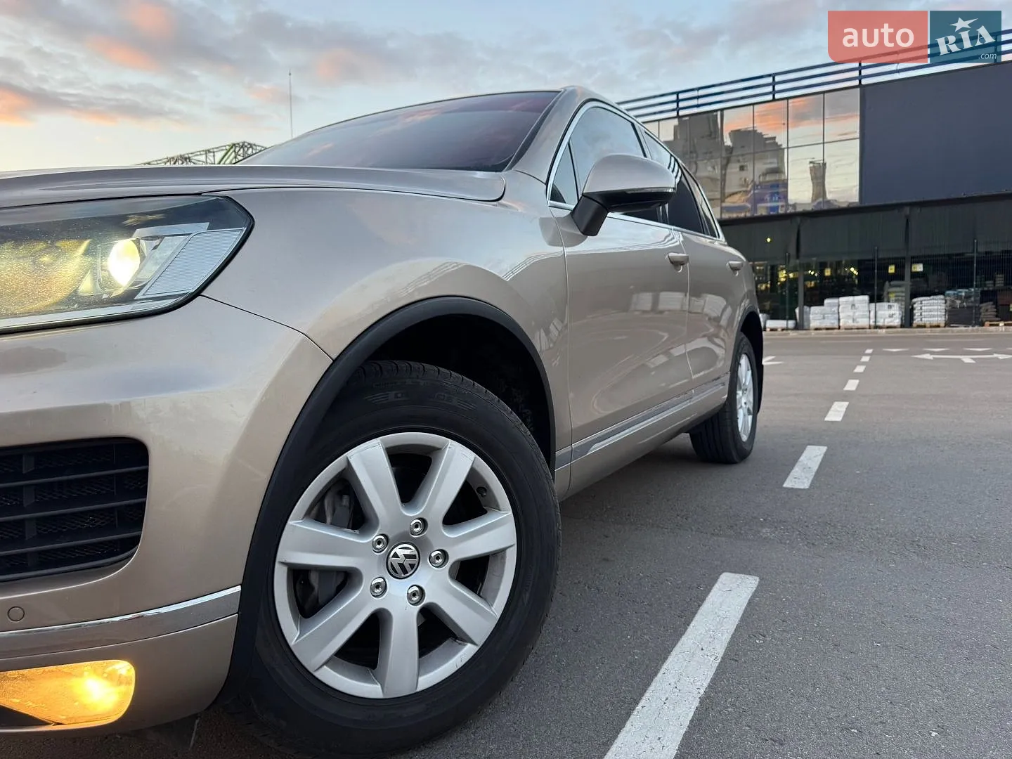 2015 Volkswagen Touareg - мініатюра 22