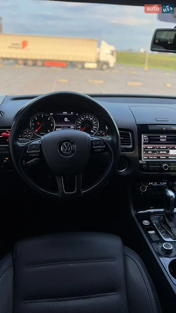 2014 Volkswagen Touareg - мініатюра 15