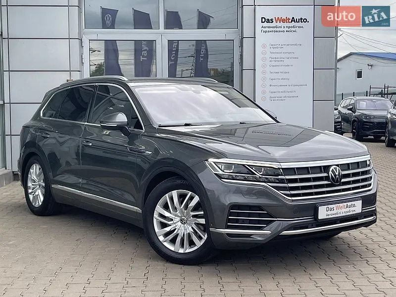 Volkswagen Touareg