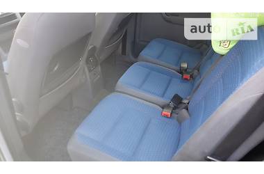  Volkswagen Touran 2004 в Луцке