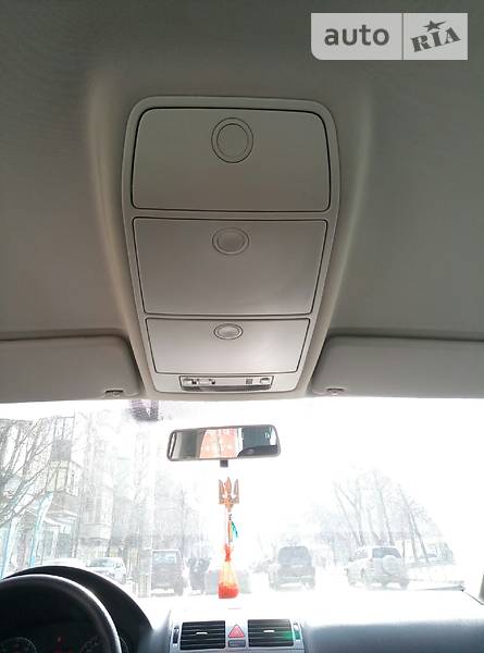 Минивэн Volkswagen Touran 2008 в Киеве