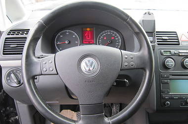 Мінівен Volkswagen Touran 2006 в Житомирі
