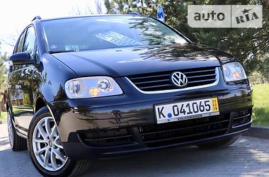 Минивэн Volkswagen Touran 2006 в Дрогобыче