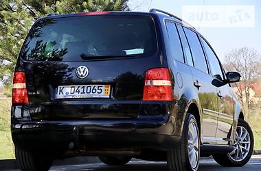 Минивэн Volkswagen Touran 2006 в Дрогобыче