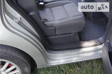 Універсал Volkswagen Touran 2004 в 