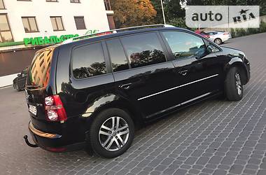 Минивэн Volkswagen Touran 2008 в Львове