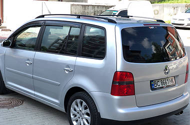 Минивэн Volkswagen Touran 2005 в Львове