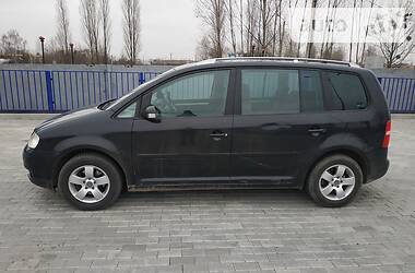Мінівен Volkswagen Touran 2004 в 