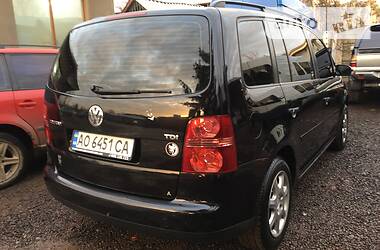 Мінівен Volkswagen Touran 2006 в Іршаві