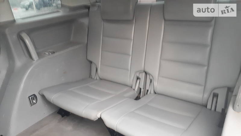 Мінівен Volkswagen Touran 2004 в Іршаві