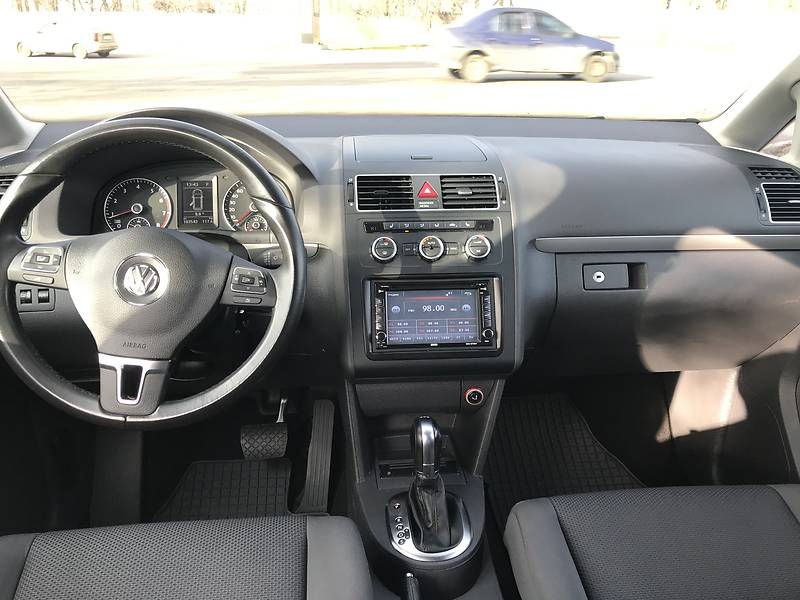 Мінівен Volkswagen Touran 2012 в Одесі