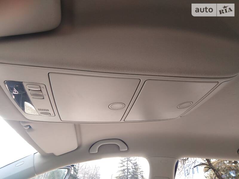 Мінівен Volkswagen Touran 2009 в Запоріжжі