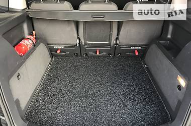 Мінівен Volkswagen Touran 2011 в 