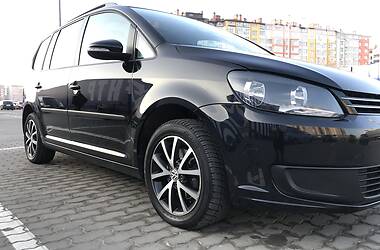 Мінівен Volkswagen Touran 2011 в 