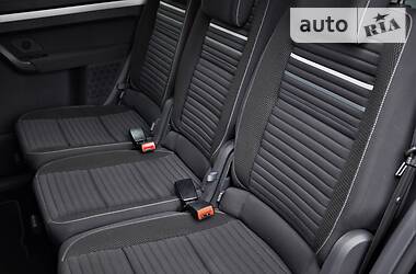 Універсал Volkswagen Touran 2015 в 