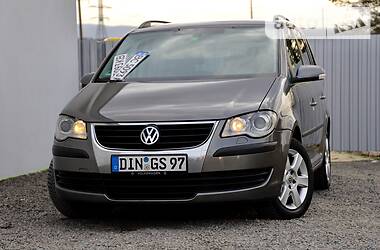 Минивэн Volkswagen Touran 2008 в Дрогобыче