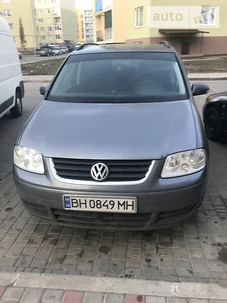 Мінівен Volkswagen Touran 2006 в 