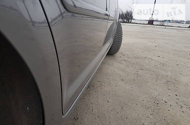 Мінівен Volkswagen Touran 2009 в  фото 17 Мінівен Volkswagen Touran 2009 в