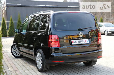 Универсал Volkswagen Touran 2010 в Трускавце