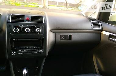 Мінівен Volkswagen Touran 2015 в 