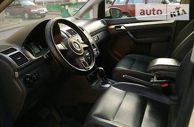 Мінівен Volkswagen Touran 2015 в 