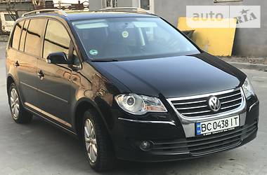 Минивэн Volkswagen Touran 2007 в Львове