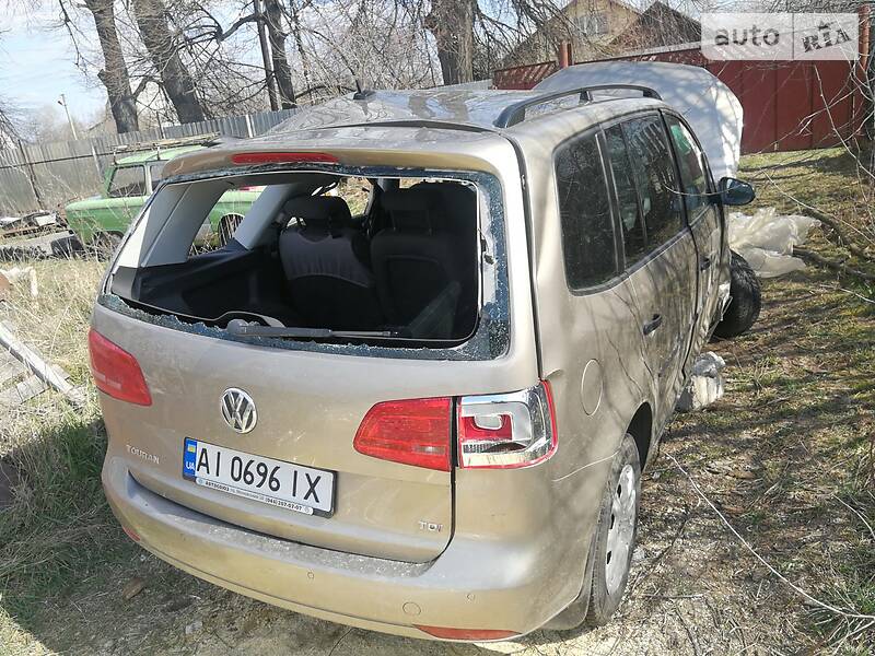 Мінівен Volkswagen Touran 2012 в Макарові фото 13 Мінівен Volkswagen Touran 2012 в Макарові