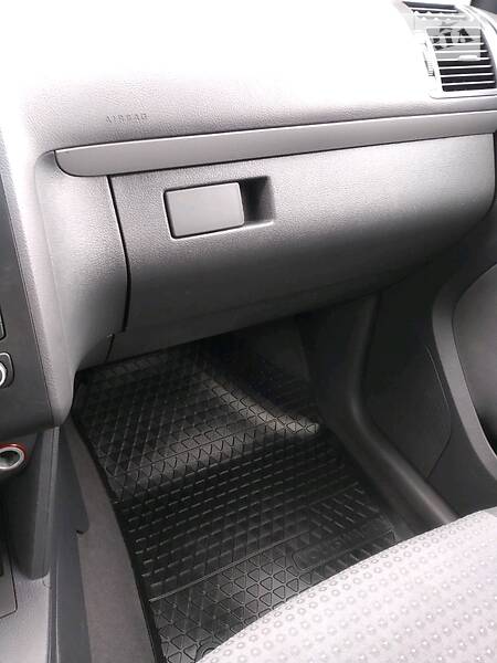 Мінівен Volkswagen Touran 2004 в Коломиї фото 7 Мінівен Volkswagen Touran 2004 в Коломиї