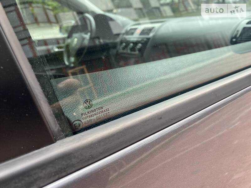 Універсал Volkswagen Touran 2006 в Івано-Франківську