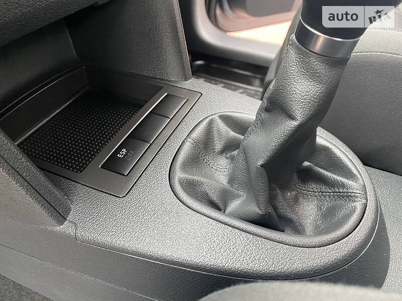 Універсал Volkswagen Touran 2006 в Івано-Франківську